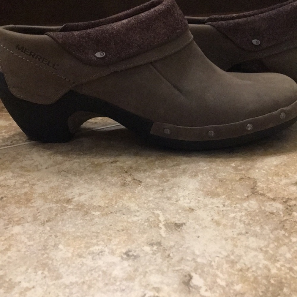 Merrell luxe wrap  clogs size 8.5